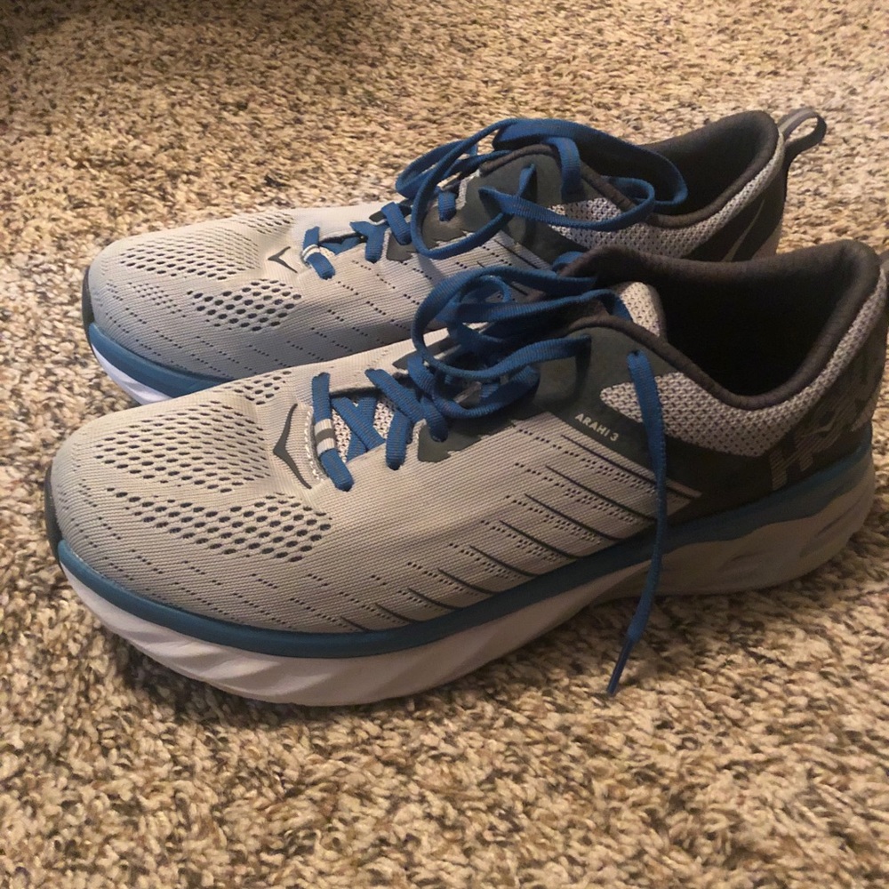 Hoka arahi 3